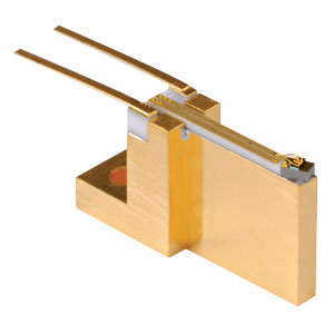 SAF1145H - CWL = 1220 nm, Single Angle Facet Gain Chip on Submount with Heatsink