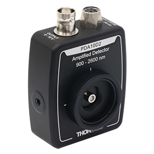 PDA10D2 - InGaAs Fixed Gain Amplified Detector, 900 - 2600 nm, 25 MHz BW, 0.8 mm², Universal 8-32 / M4 Mounting Holes